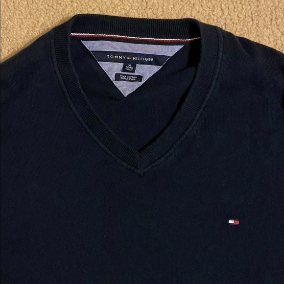 Tommy Hilfiger sweater size XL navy blue - Picture 2 of 3